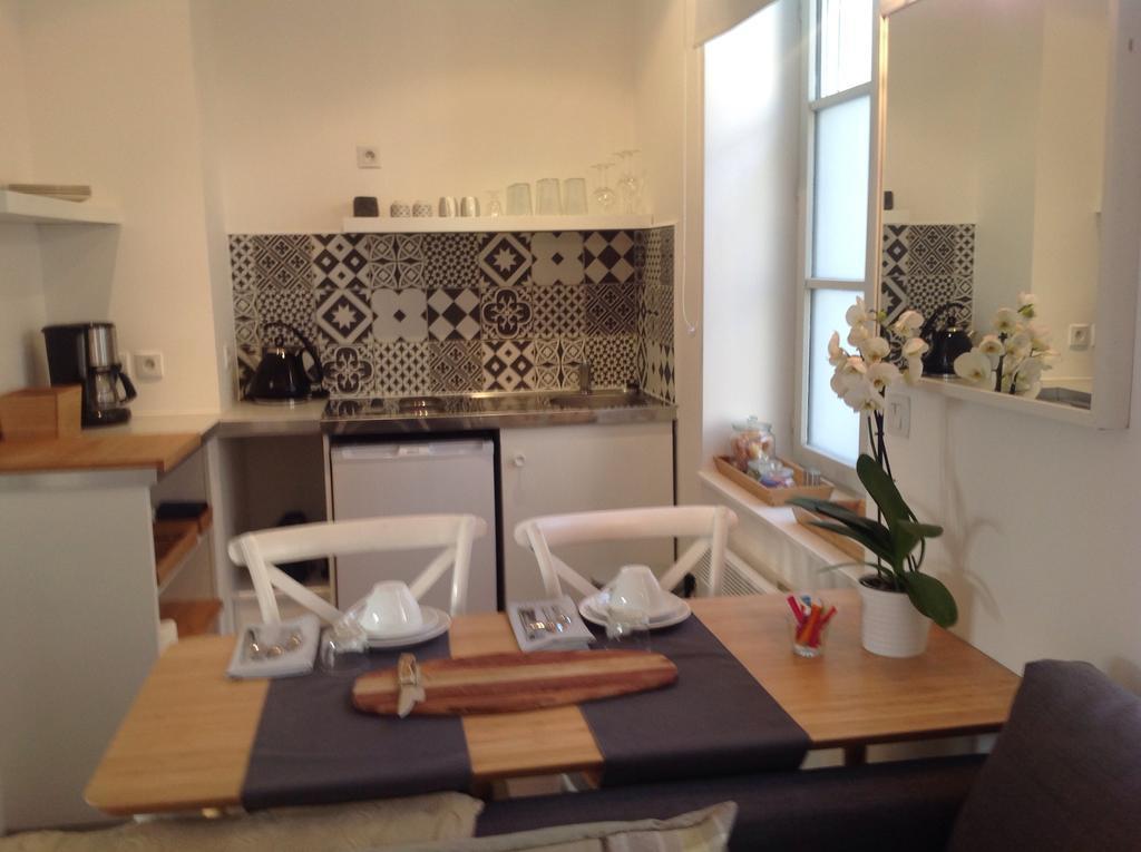 Studio B Apartment Honfleur Bagian luar foto